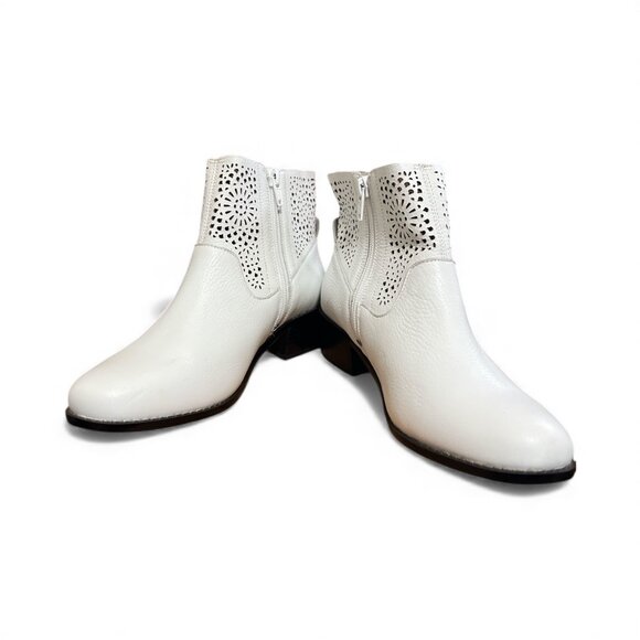 New Vionic White Ankle Boots - Picture 3 of 6